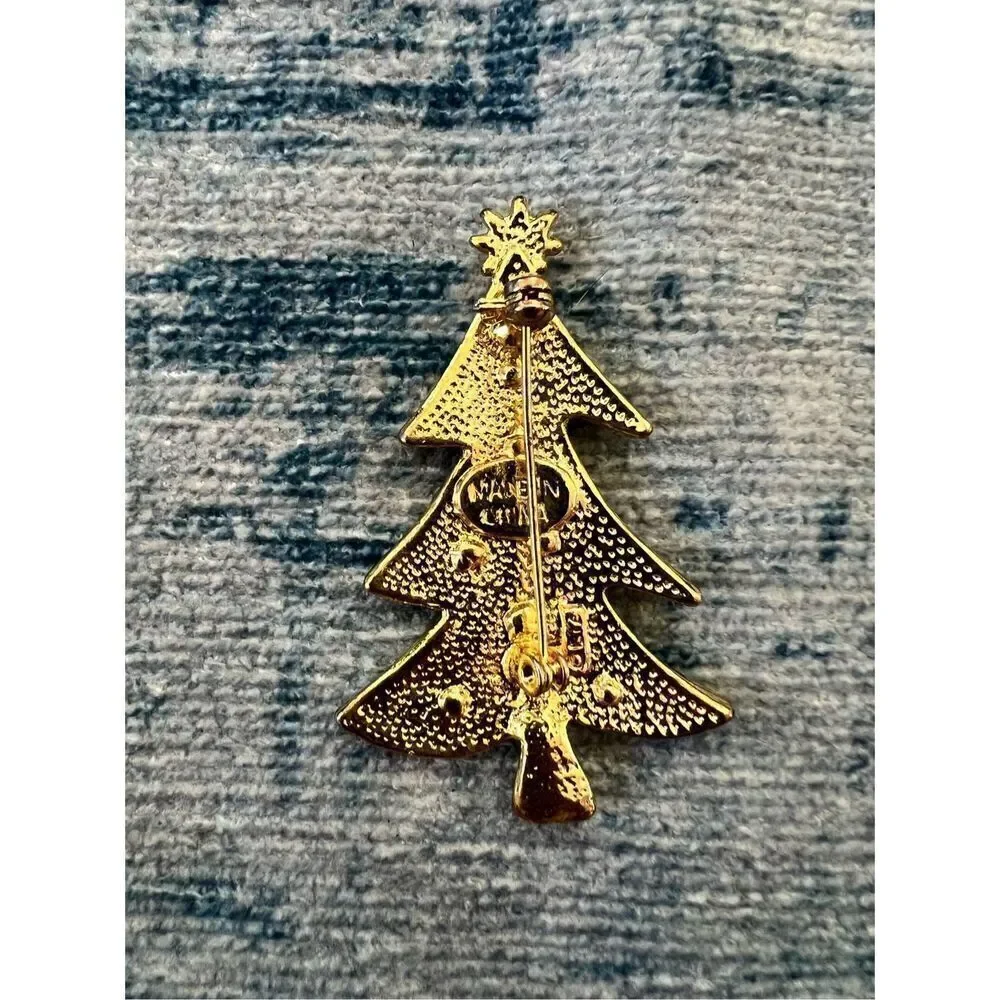 N/A gold tone